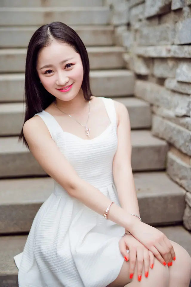 日土温州私人伴游商务伴游乔妹的联系方式！